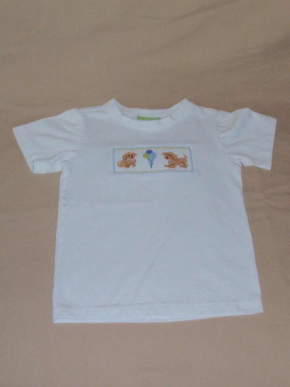 Classic Whimsy White Short Sleeve Smocked T-shirt Puppies Balloons Boys Sz 24m 2